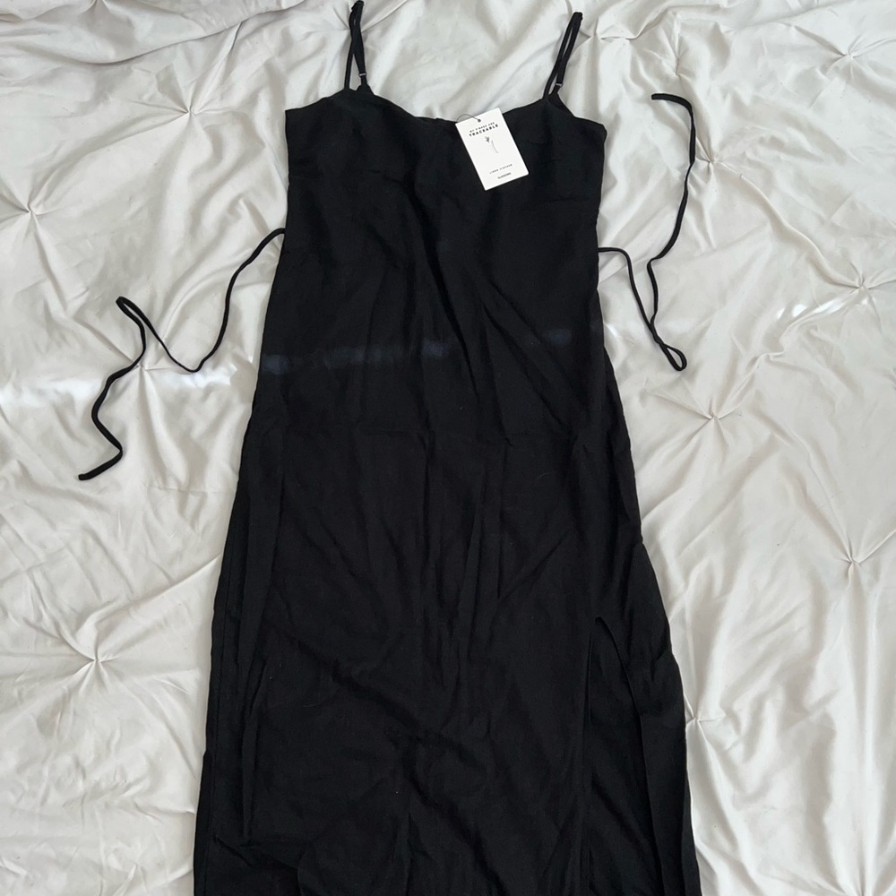 Black Maxi Dress With Slit